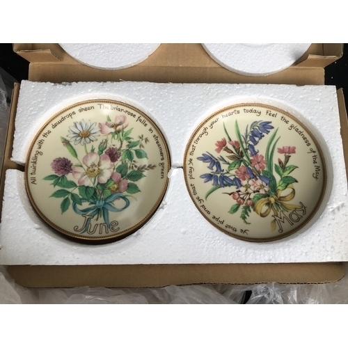 18 - Lovely Pair of boxed Ltd Edition Davenport Calendar plates featuring May and June