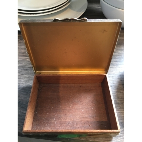 29 - LOVELY VINTAGE METAL CIGARETTE BOX