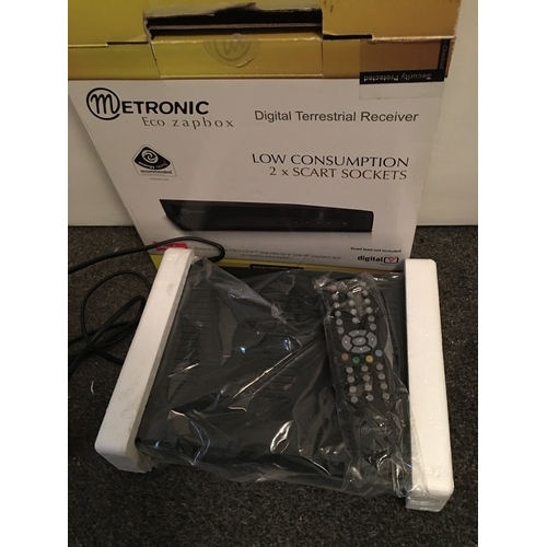 125 - NEW METRONIC DIGITAL RECEIVER