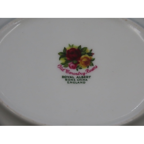 150Y - LOVELY Royal Albert Old Country Roses Pin Dish