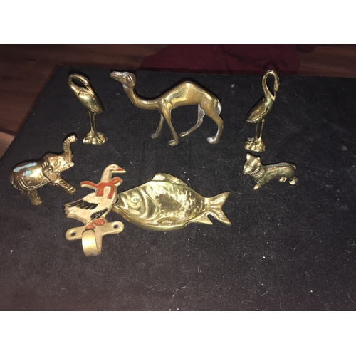 111 - NICE COLLECTION OF BRASS VINTAGE ANIMALS