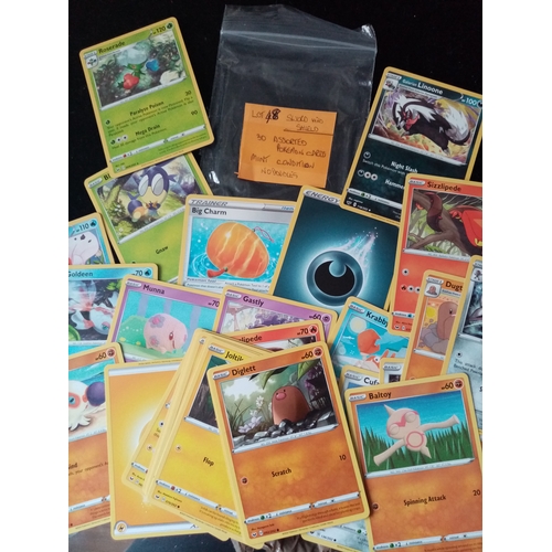 424 - SELECTION OF 30 POKEMON CARDS