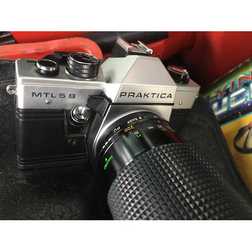 118 - PRACTICA MTL 5B CAMERA WITH LARGE LENSE WITH CASE