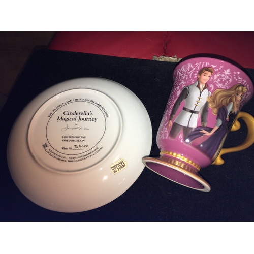 100Y - LOVELY DISNEY CUP AND FRANKLIN MINT LTD EDITION CINDERELLA COLLECTORS PLATE