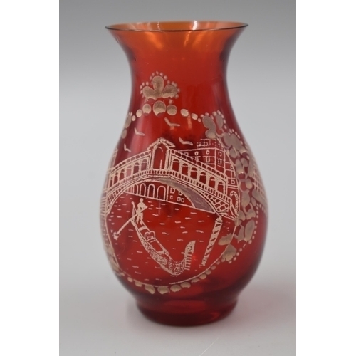 115 - BEAUTIFULL Red Vase with Venetian Scene Overlay 13cm TALL