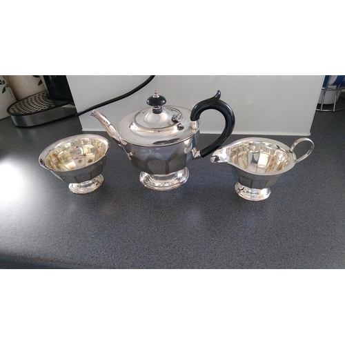 LOVELY SHEFFIELD EPNS TEA SET