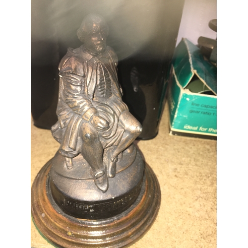 5 - VERY NICE VINTAGE BRONZE EFFECT William Shakespeare Bust