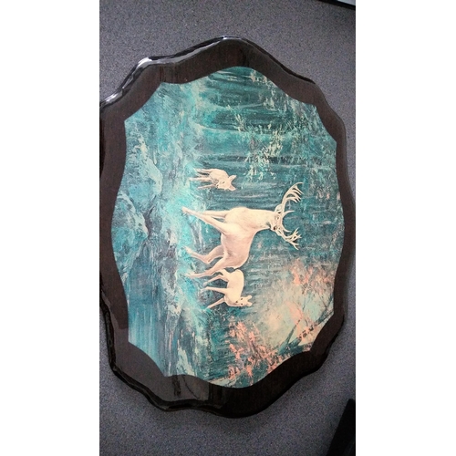 1035 - LOVELY DEER WALL PLAQUE