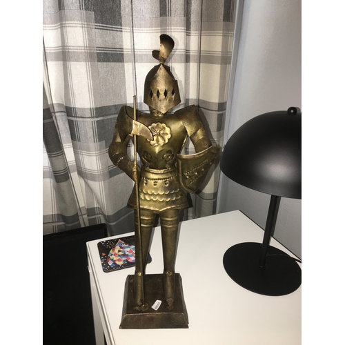 72 - UNUSUAL METAL KNIGHT FIGURE