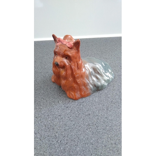 275 - LOVELY VINTAGE BESWICK DOG FIGURE 6CM TALL