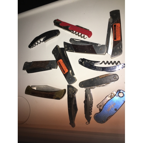 220O - GREAT ASSORTMENT OF 12 KNIVES
OVER 18'S ONLY