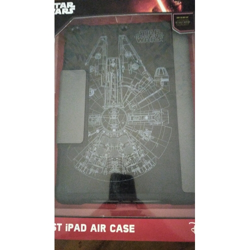 414 - NEW BOXED STAR WARS I PAD AIR CASE