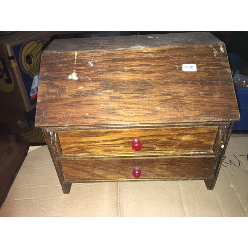 351 - FANTASTIC APPRENTICE PIECE MINIATURE BUREAU