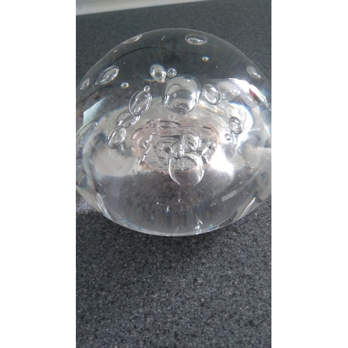 364 - LOVELY BUBBLE PAPERWEIGHT