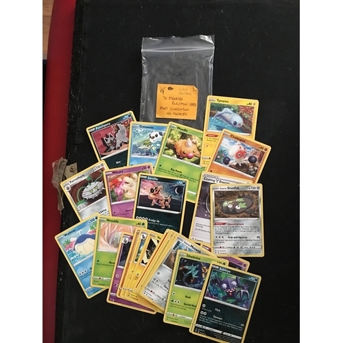 199 - GREAT SELECTION OF 30 POKEMON CARDS IN MINT CONDITION