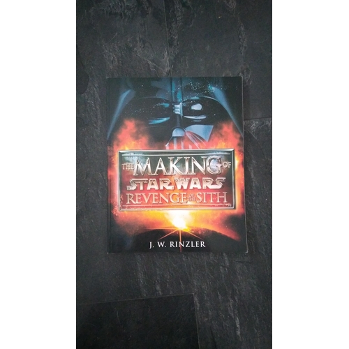 393 - THE MAKING OF STAR WARS REVENGE OF THE SITH BOOK