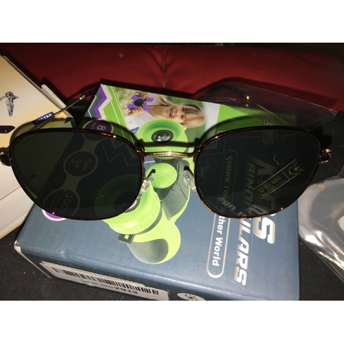 189 - NEW YOJVID SUNGLASSES