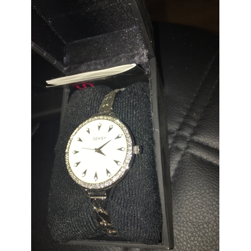 280H - LOVELY BOXED  Seksy 2070 Women's Stainless Steel Band Watch TICKING AWAY NICELY