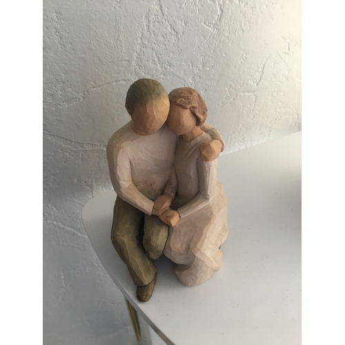 280Q - LOVELY WILLOW TREE FIGURINE  ''ANNIVERSARY''