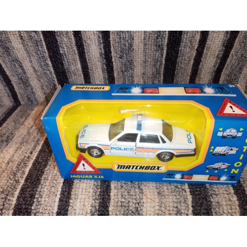 235 - MATCHBOX POLICE CAR