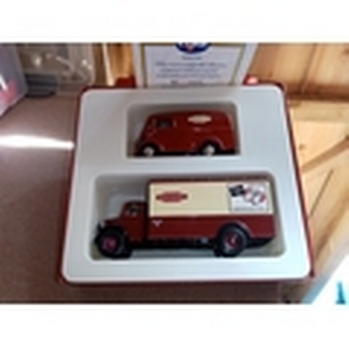 300J - FANTASTIC CORGI WHITBREAD BEDFORD VAN PLUS FORD MODEL VAN BOXED & UNUSED