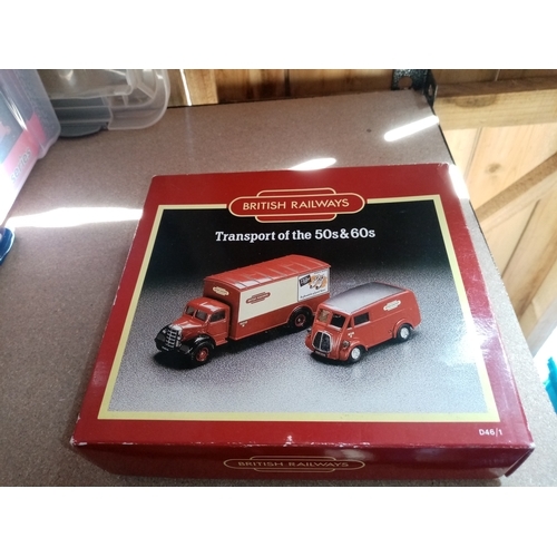 300J - FANTASTIC CORGI WHITBREAD BEDFORD VAN PLUS FORD MODEL VAN BOXED & UNUSED