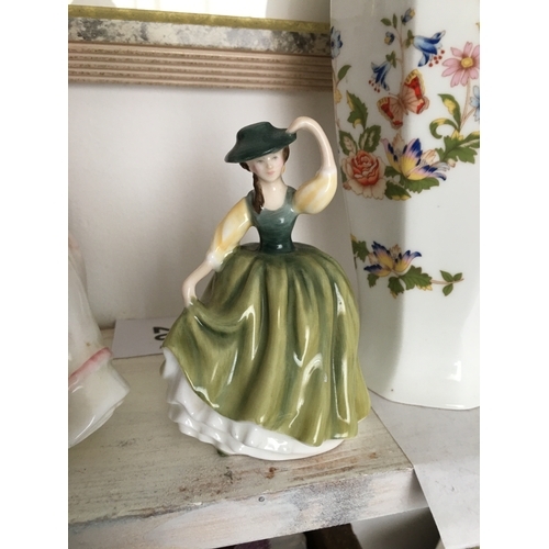 200C - LOVELY ROYAL DOULTON ''BUTTERCUP'' FIGURINE