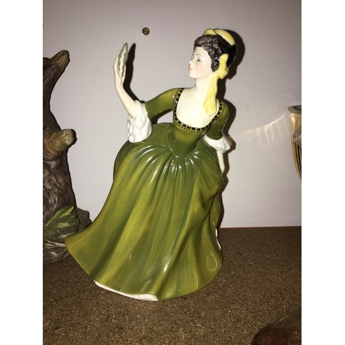 200B - LOVELY LARGE ROYAL DOULTON ''SIMONE'' HN2378