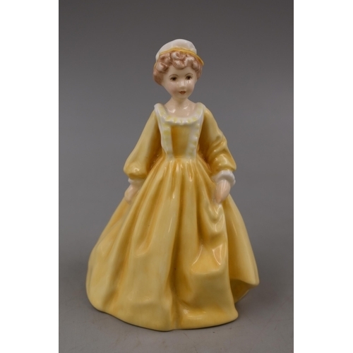 200A - LOVELY Royal Doulton Little Grandmother Figure approx. 12cm