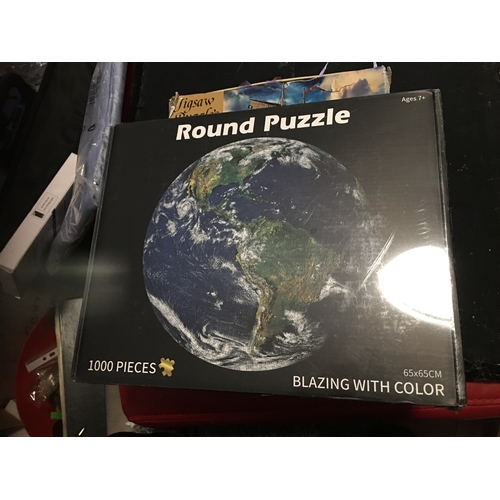 55 - NEW BOXED ROUND WORLD JIGSAW