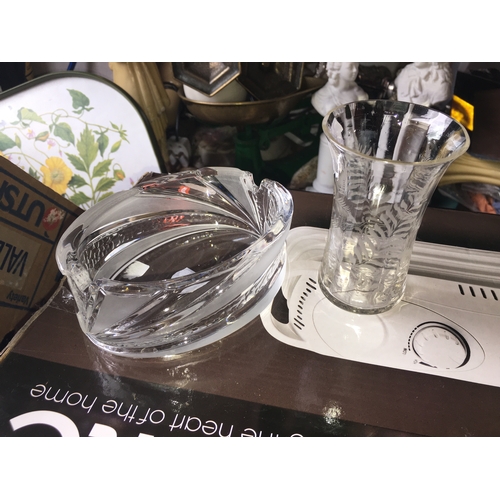 38 - Nice Etched Glass Small Vase and  Frosted Glass Ashtray