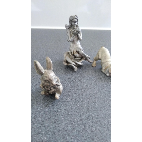 379 - NICE SELECTION OF SMALL METAL FIGURES