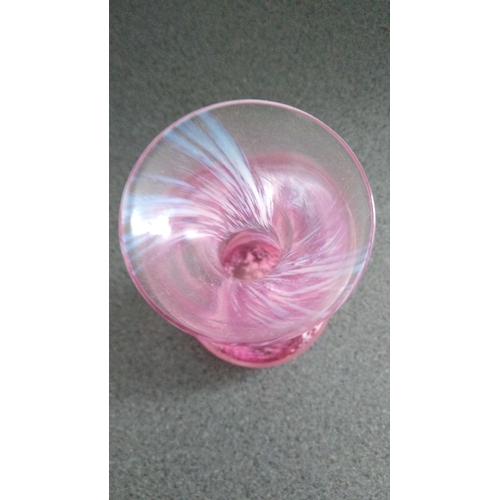 429 - LOVELY CAITHNESS PINK SWIRL VASE