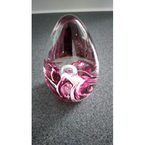 450 - LOVELY MURANO PAPERWEIGHT