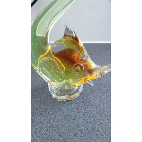 463 - LOVELY MURANO STYLE FISH ORNAMENT