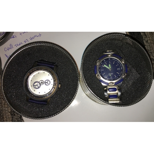 207 - PAIR OF CASED WATCHES