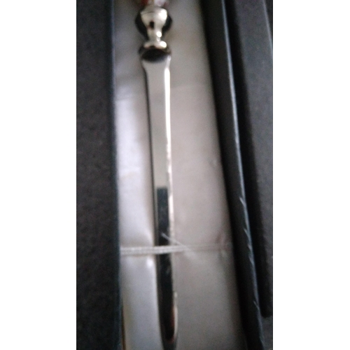 553 - VERY VERY NICE BOXED LETTER OPENER