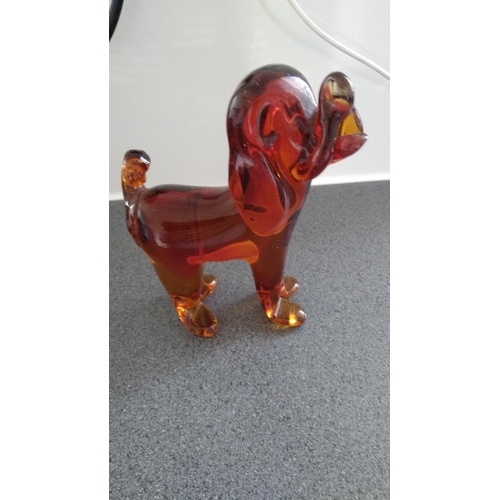 505 - VINTAGE GLASS DOG FIGURE