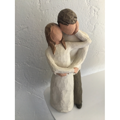 200P - LOVELY WILLOW TREE FIGURINE '' TOGETHER''