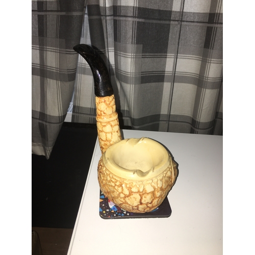 184 - UNUSUAL LARGE SMOKING PIPE' ASHTRAY