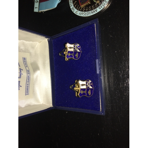 200B - FINE BOXED PAIR OF MASONIC CUFFLINKS AND 1992 ANNIVERSARY MEDAL AND RIBBON