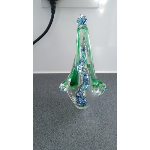 519 - Lovely MURANO VASE