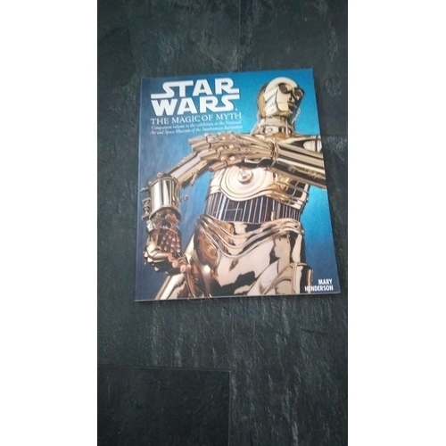 393 - THE MAKING OF STAR WARS REVENGE OF THE SITH BOOK