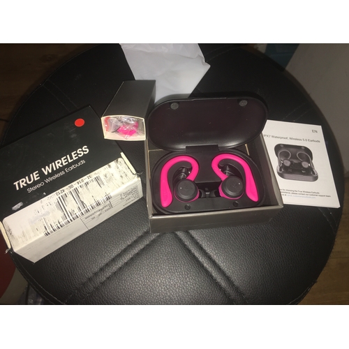 302Z - BOXED TRUE WIRELESS STEREO EAR BUDS IN PINK