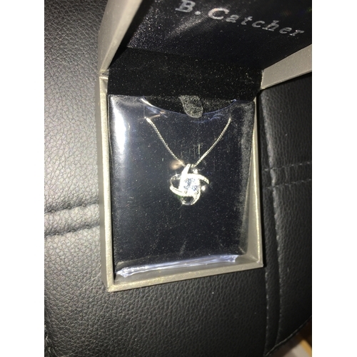 204 - Lovely Ornate Silver CZ Pendant Necklace In Presentation Box