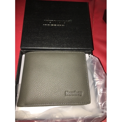 114 - NEW BOXED NEWHAY GENTS WALLET IN GREY   IDEAL XMAS PRESENT