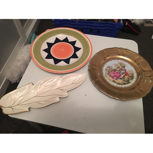 19 - THREE PIECES INCLUDING CARLTON WARE DISH, CLASSICLE PLATE AND HABITAT PLATE