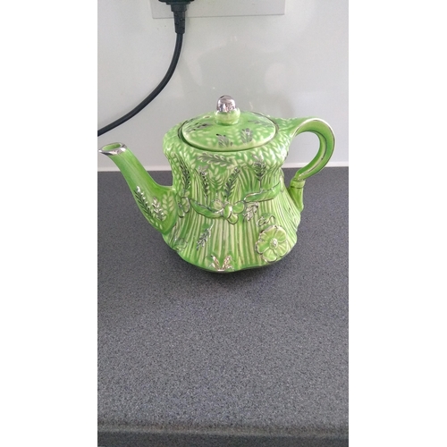 374 - LINGARD DECO TEA POT