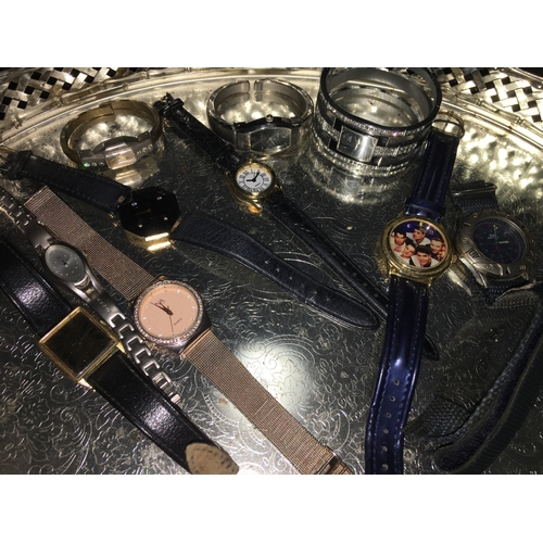 SELECTION OF 10 COLLECTIBLE WATCHES