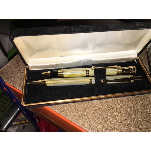 286 - TWO BOXED PEN SETS INCLUDING MATCHING PEN AND PROPELLING PENCIL